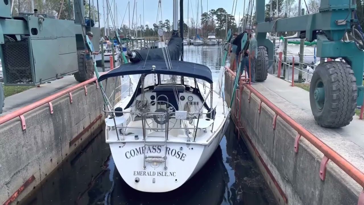 Pre-purchase 1988 Pearson 31-2 Sailing Vessel