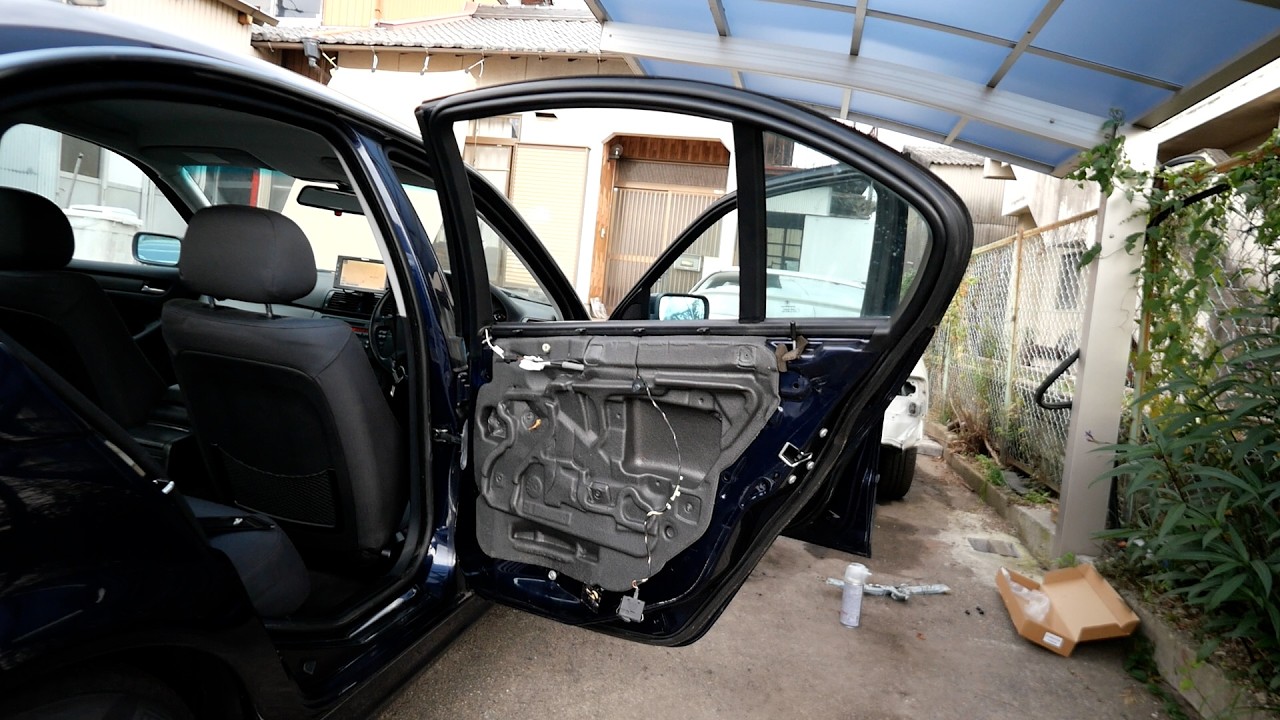 激安BMWのぶち壊れたパワーウィンドゥを3000円で直す！！