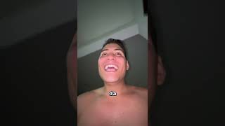 Heleninha Apocalíptica Viu, Se Trancou Sozinha No Quarto