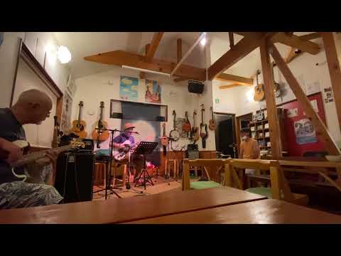 Theピーズ  デブジャージ　弾き語り