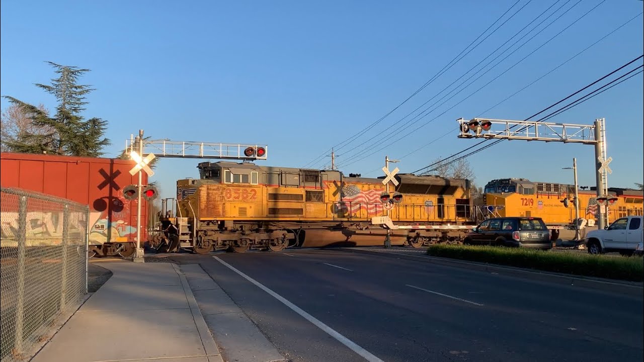 UP 8963 Manifest Freight Train South, Calvine Road Railroad Crossing, Elk Grove CA YouTube