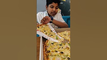 24 Inches MONSTER PIZZA La Pinoz Pizza #shorts