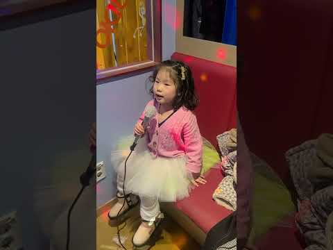 5세 코인노래방(씨스타..shake it)