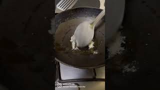 Let’s try Mi Goreng Ramen! #singapore #singaporefoodie #singaporefoods #singaporefood #asmr #shorts