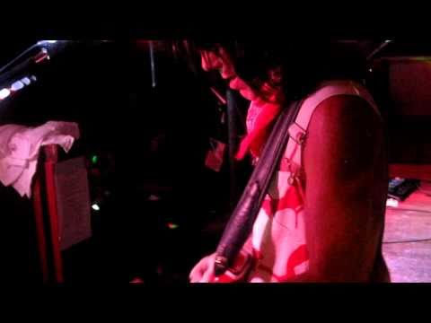 BOTTOMS UP  - RUNNING WITH THE DEVIL (van halen tribute)