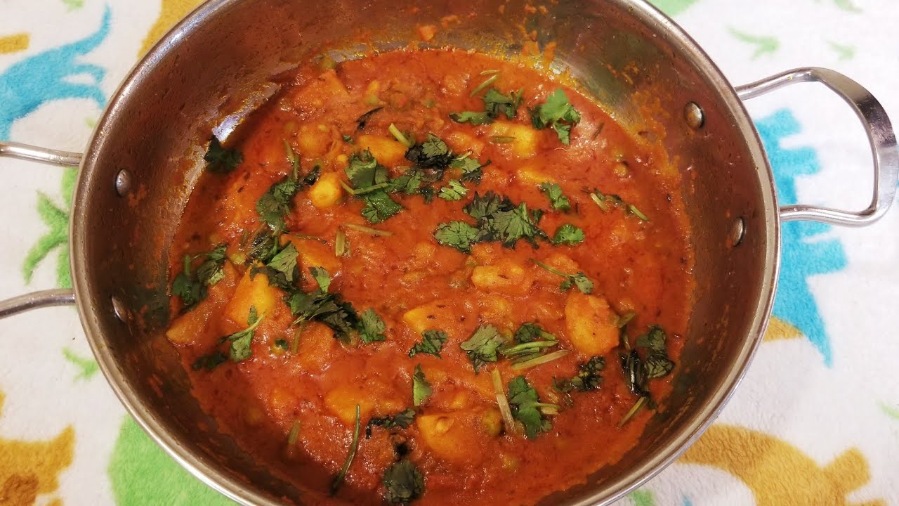 Aloo peas gravy recipePotato peas gravy in TamilAloo Matar in