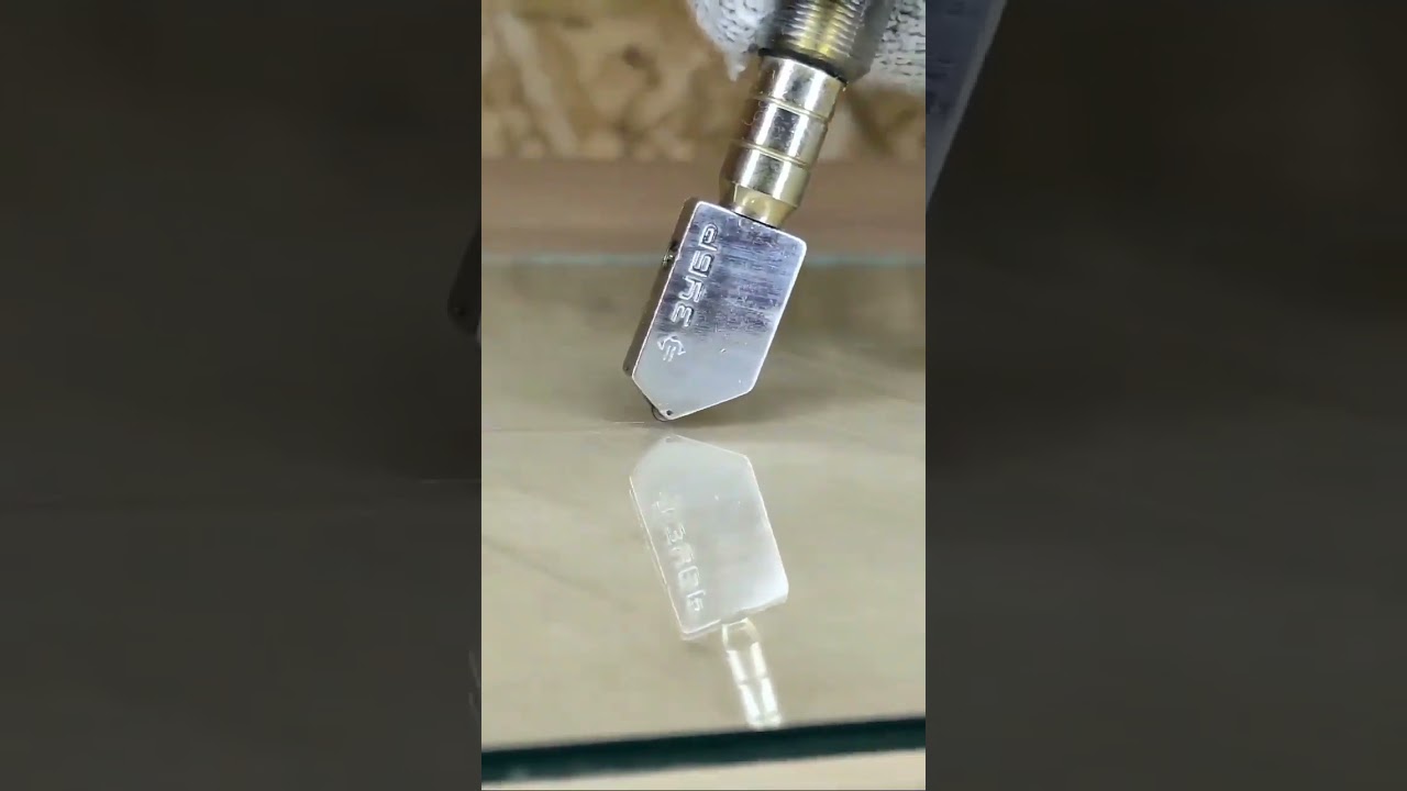 как правильно резать стекло что бы не лопнуло стеклорезом 