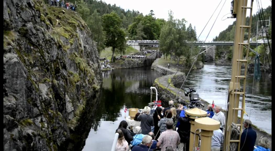 Vrangfoss sluser i Ulefoss
