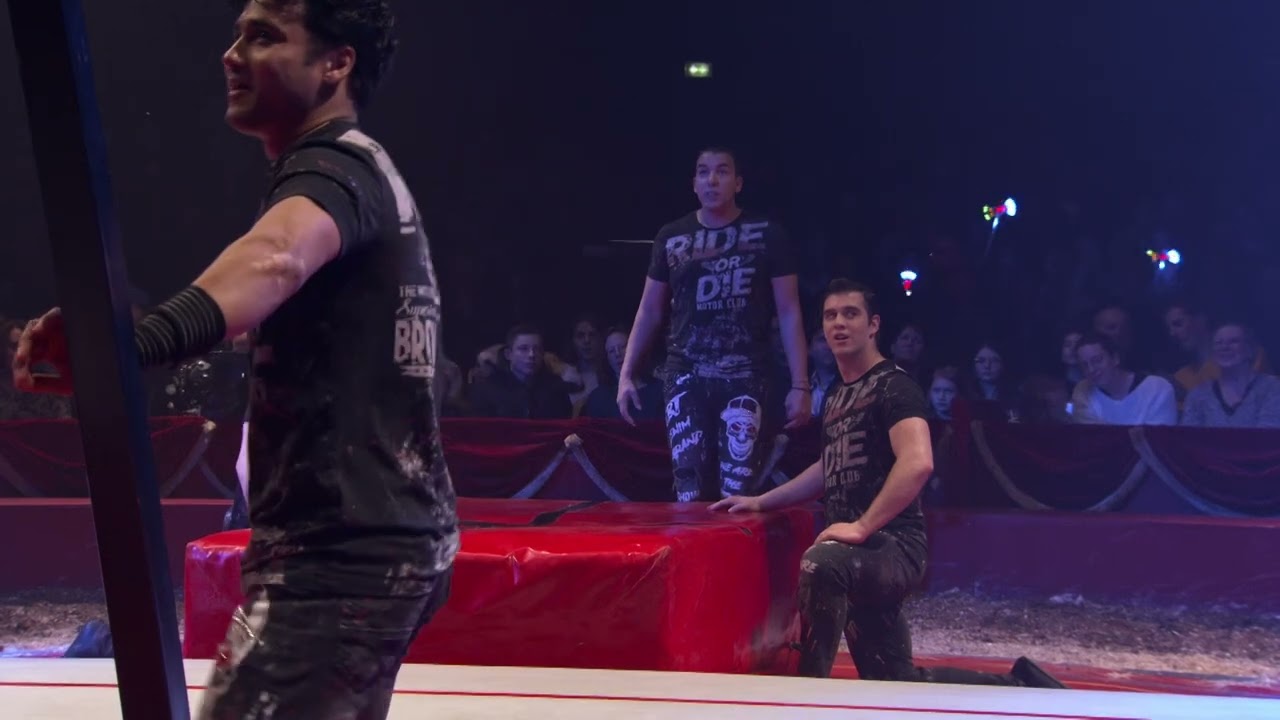 10e Festival International du Cirque de Bayeux - Troupe Kevin Richter Acrobate - Hongrie