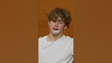 Fuslie DARES Vinnie Hacker to do this...