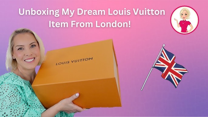 Louis Vuitton 2023 Christmas Animation Unboxing! 