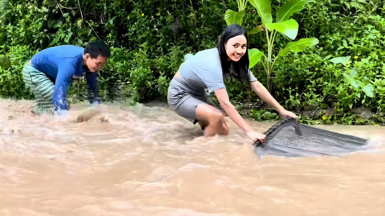 FISHING DURING RIVER FLOODING! SHRIMP KINILAW!