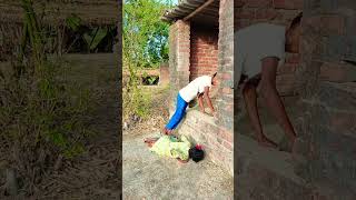 Aisi kaun si chij hai jo bacchon ko dara rahi hai #vishal #funny #comedy #shortvideo