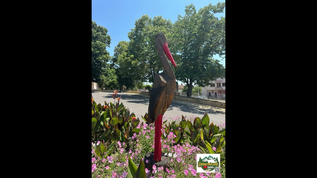 Jasna Poljana, village of the Tolstoyans.