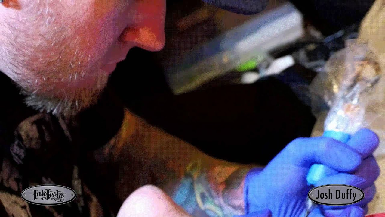 Josh Duffy using his Inkjecta Machine in Palm Springs