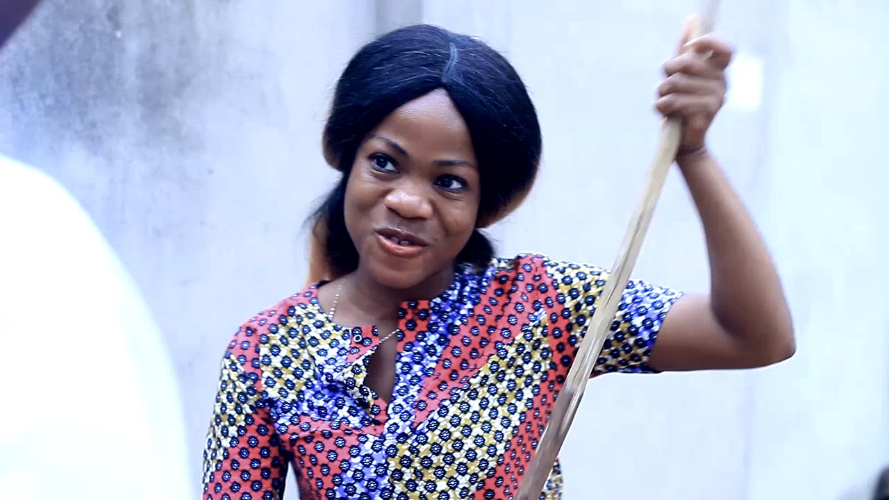 L'ÉGO - [JOY LA FOUDRE]