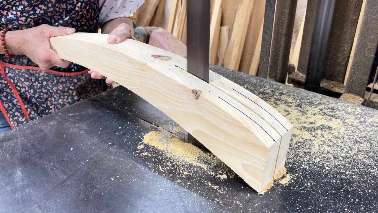 Unique Carpentry Skills Creating Handmade Wood Shapes / Innovative Creative Curved Table Leg Design