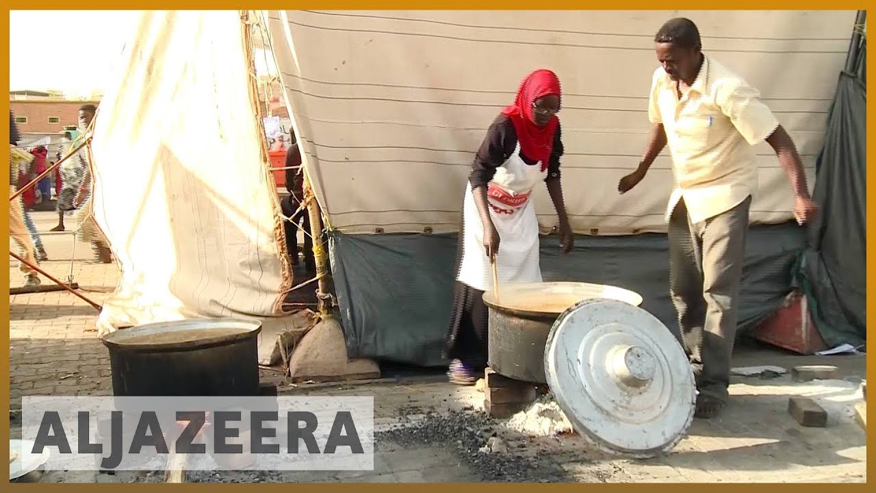 🇸🇩 Sudan protesters vow to continue sit-in during Ramadan | Al Jazeera English