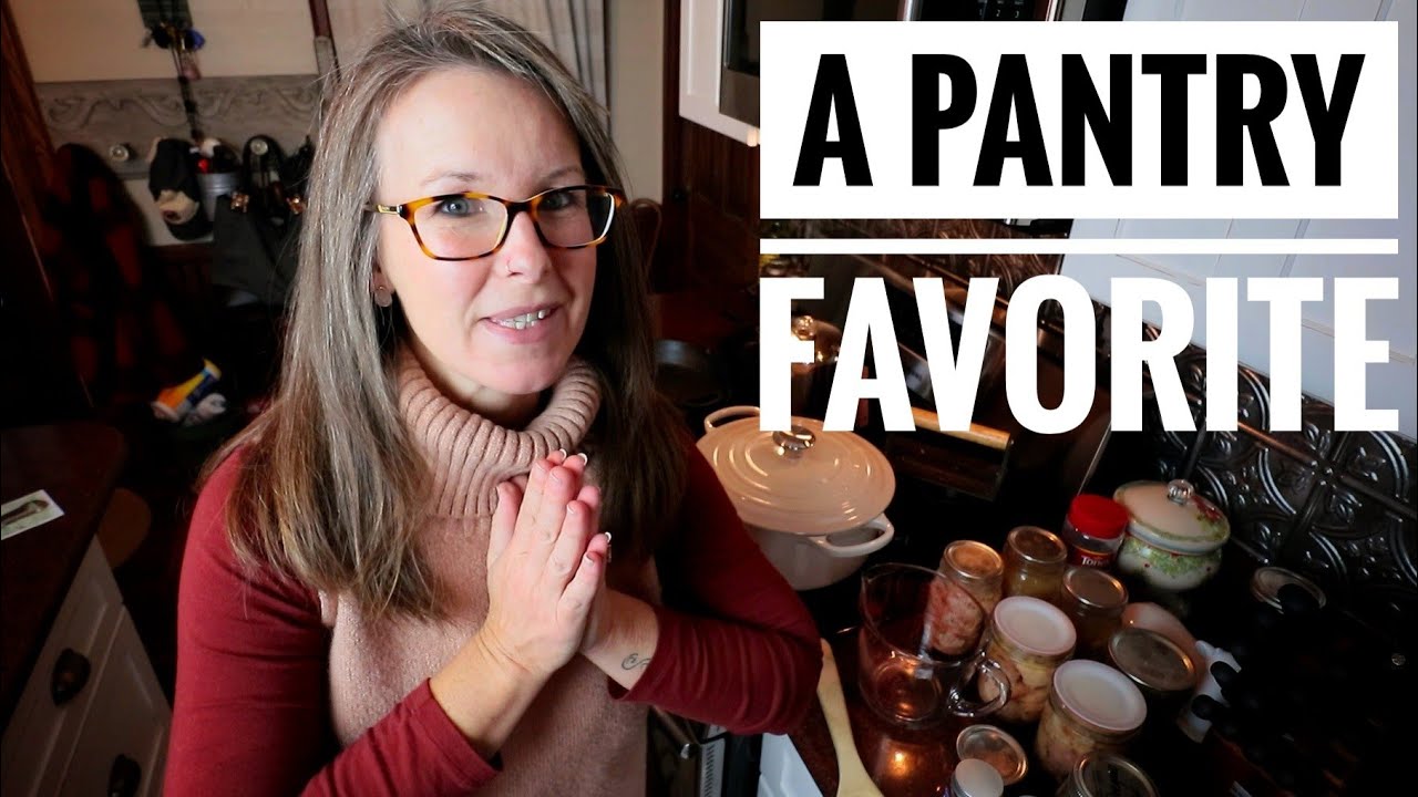 PANTRY MEAL | Rachel's White Chicken Chili & Cornbread