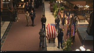 Fritz Hollings lies in State at SC Capitol