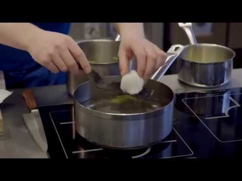 Video: Hvordan lage quinoa i en riskoker: 9 trinn (med bilder)