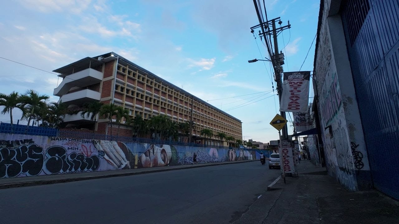 Sunset Walk Along Carrera 6 | Ibagué, Colombia 🇨🇴 4k
