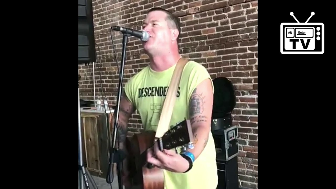 Ray Rocket - Pet Semetary (Ramones Cover) ...Video by Matt Christ