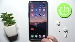 Creating Home Screen Folders on Oppo Reno 10X Zoom / How to create folder on home screen on 10X Zoom screenshot 5