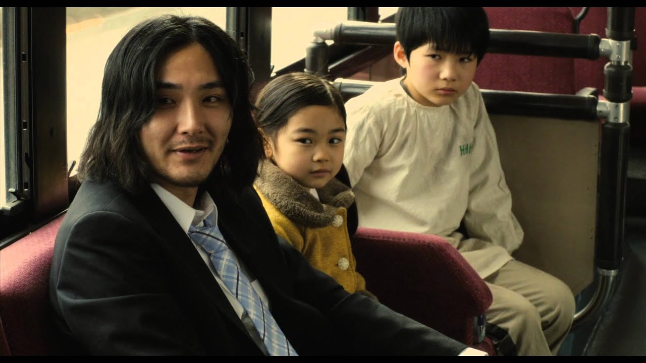 特別映像 瑛太 松田龍平 脱力系コンビが再びやらかす まほろ駅前狂騒曲 Cinemacafe Net