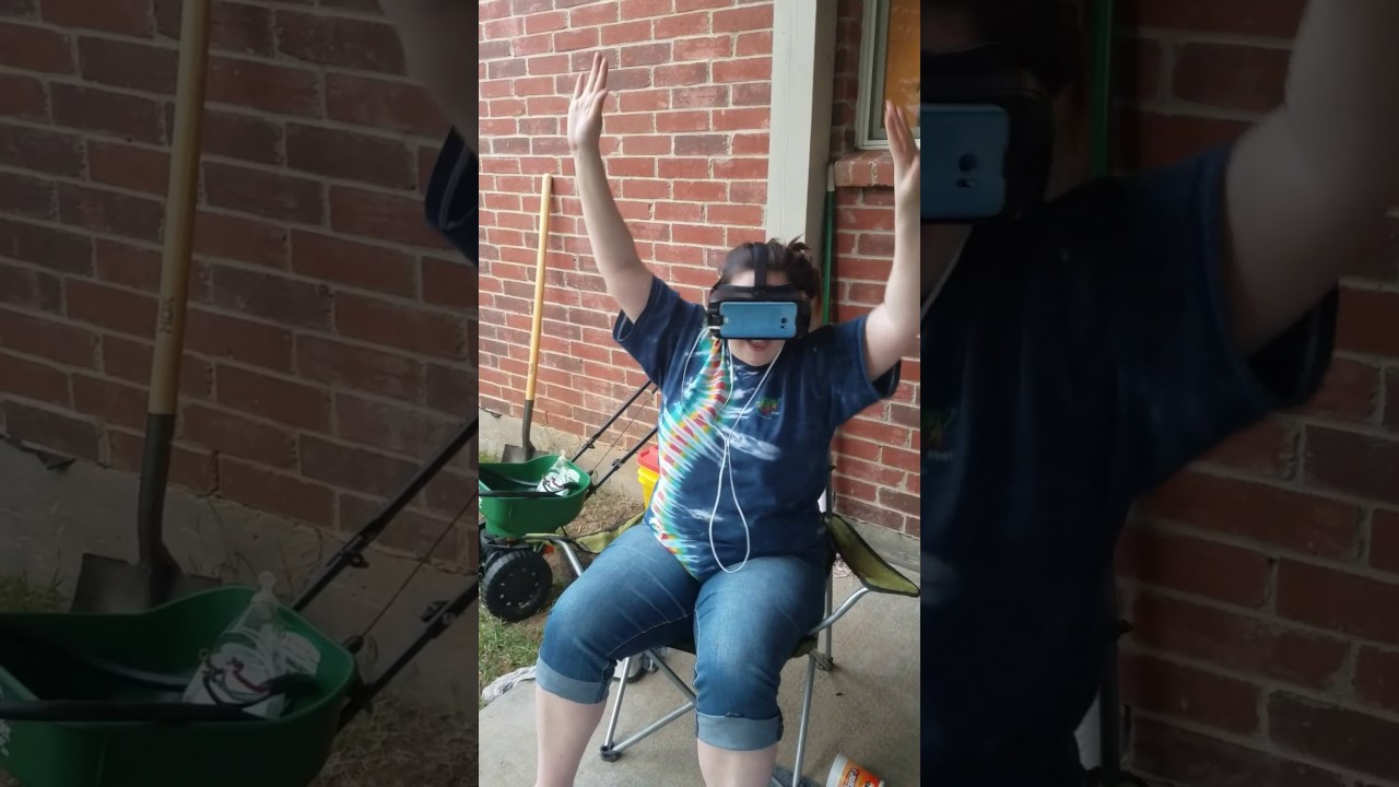 joe mixon Sister trying out a fishing game on vr