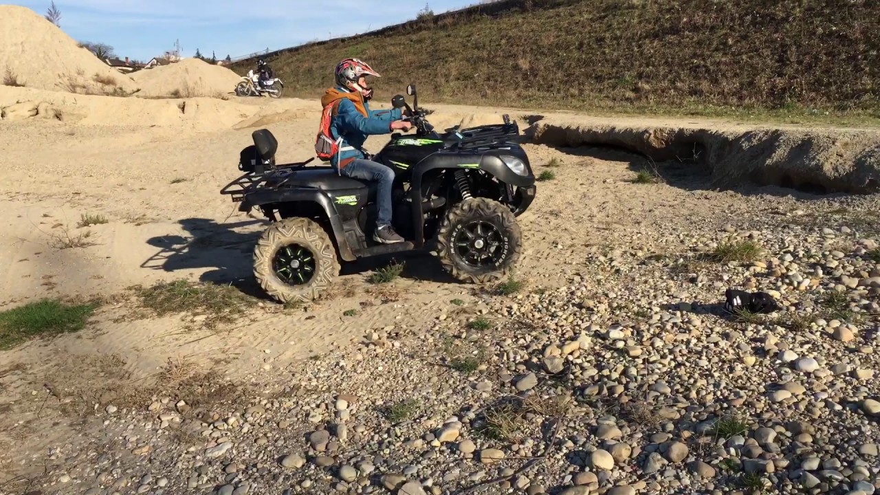 Video 4 ptit franchissement en quad massai 700 sa passe mais juste