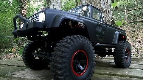 Carisma Coyote RC Crawler 4WD Scale 1/10