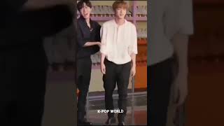 Download Mp3 BTS members teasing Jin🤣 showing his abs to the world🤣watch till end🤣🤭 Gudang lagu Download Mp3 BTS members teasing Jin🤣 showing his abs to the world🤣watch till end🤣🤭