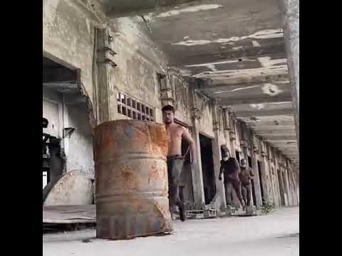 قتال شارع حماس على اغنيه حماس