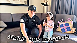 Thumbnail for ASÍ REACCIONÓ MI HIJA ANNYA JULIA A SUS REGALOS QUE LE TRAJE DE CHINA |ELKC|