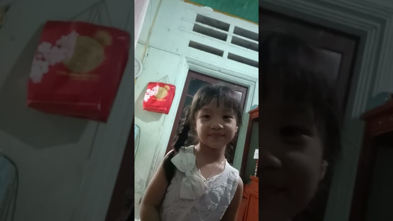 Bằng chứng 3 tuổi đã yêu nhé 😀