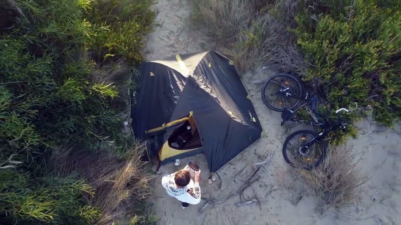 10velotrip - 14.  ночевка в природном заповеднике! установил палатку в устье реки Platani.