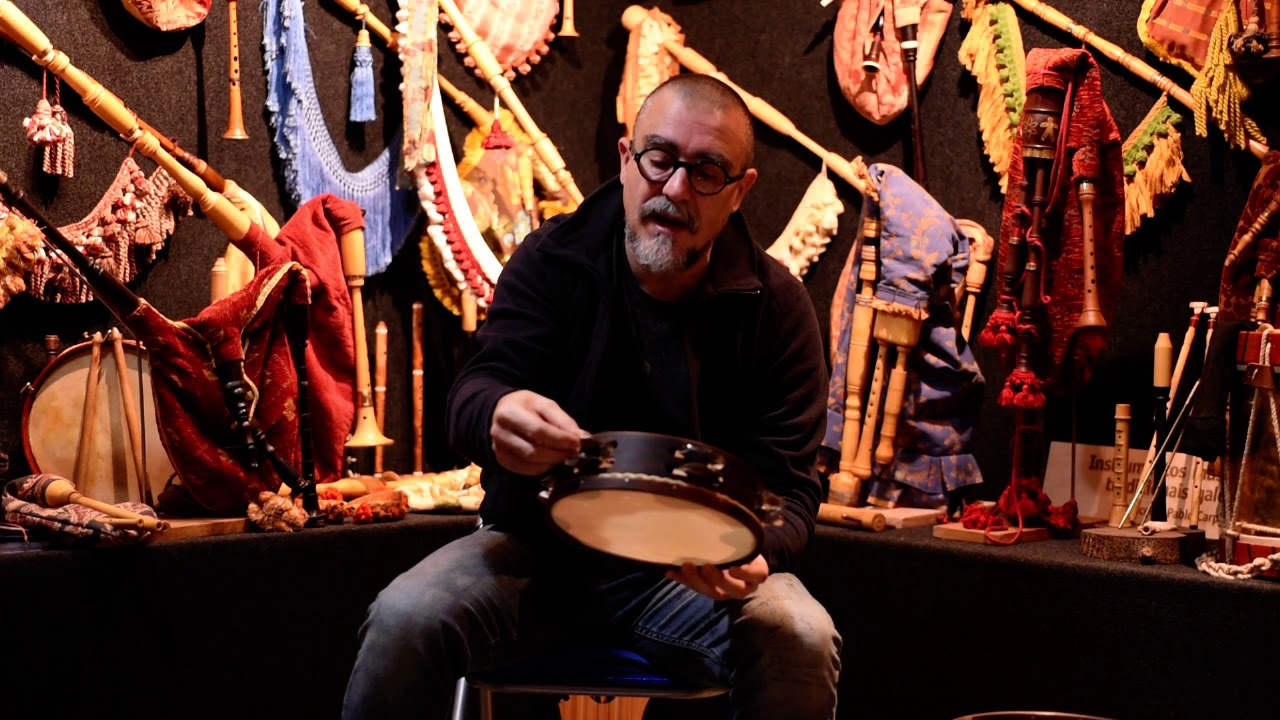 Os diferentes modelos de pandeiretas.