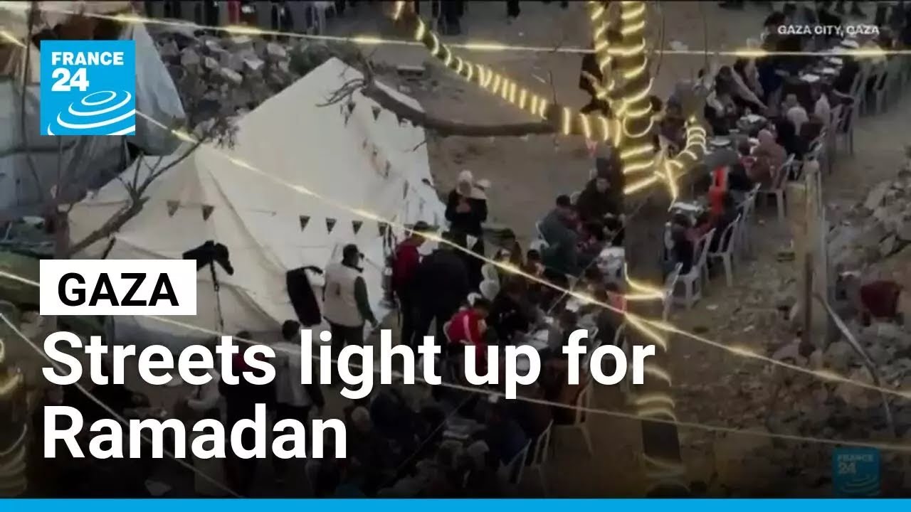 'Joy amid the destruction': Gazans decorate rubble-strewn streets for Ramadan • FRANCE 24 English
