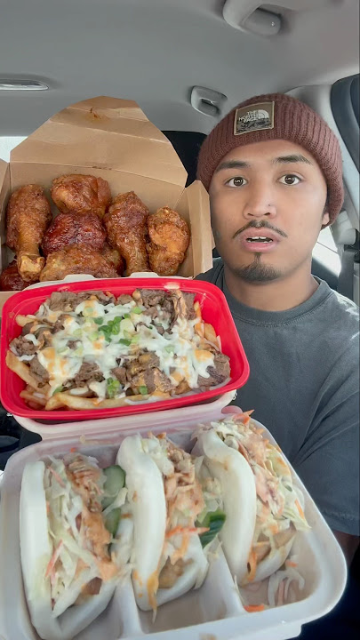Is this the best KOREAN FRIED CHICKEN?🍗 #shorts