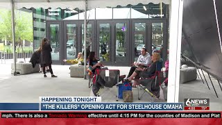 Fans line up early to see The Killer at Steelhouse Omaha