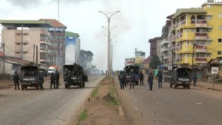 Violent clashes in Guinea's anti-junta protest