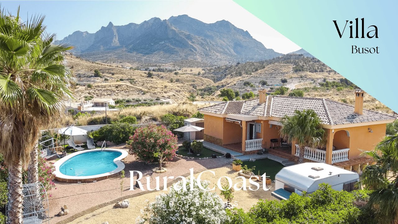 Hidden Paradise with Epic Mountain Views - You Won't Believe This Place Exists