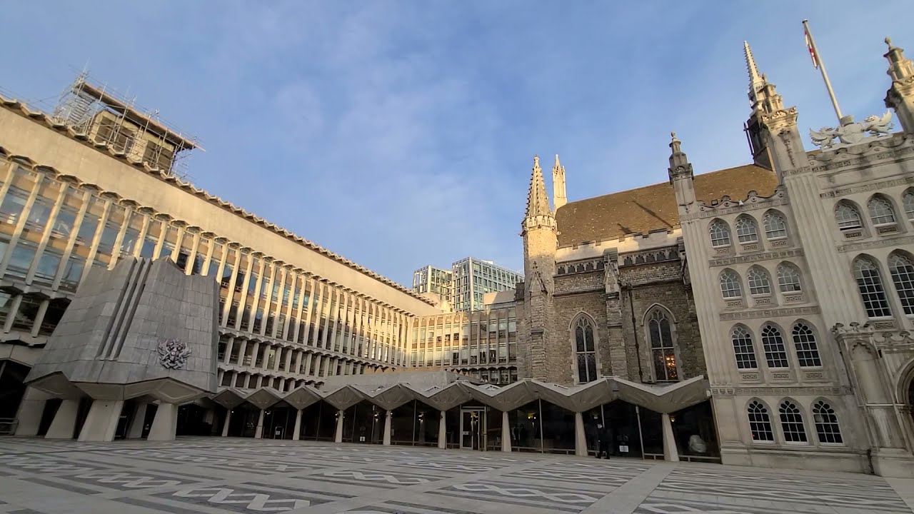 A 360 view of the Guildhall in London