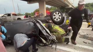 Vehicle flies off elevated HOV lane on Southwest Freeway