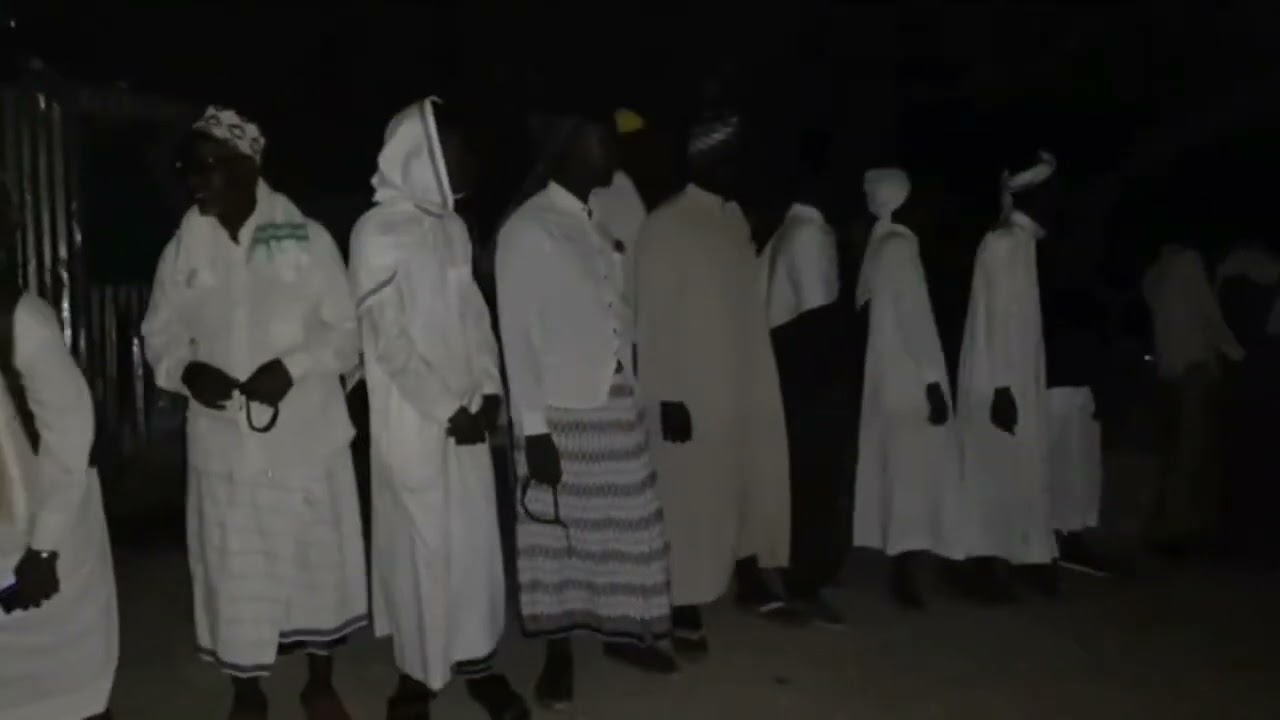 Dhafar siyaaro sh. Hilowle cosoble iyo sheikh maxamed sh xasan dhere. Muqdisho soomaaliya.