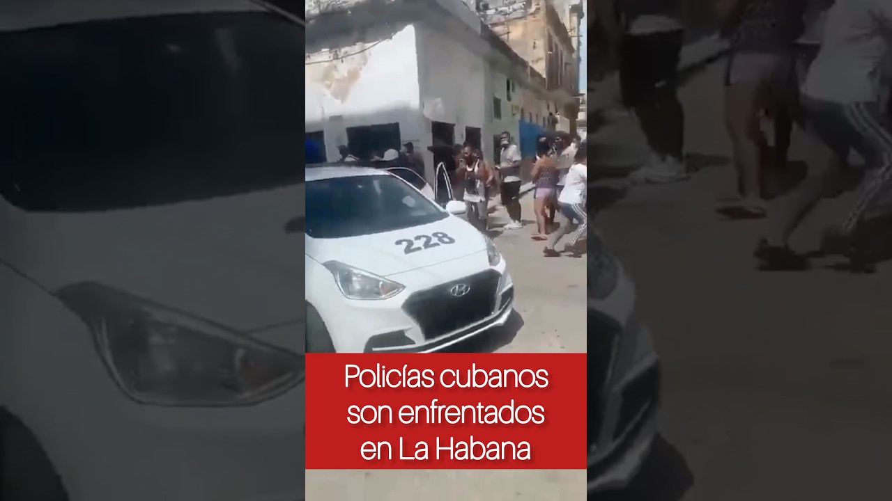 Policía Cubana enfrentada en La Habana