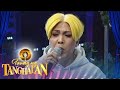 Tawag ng Tanghalan: Vice Ganda's composes an impromptu Christmas song