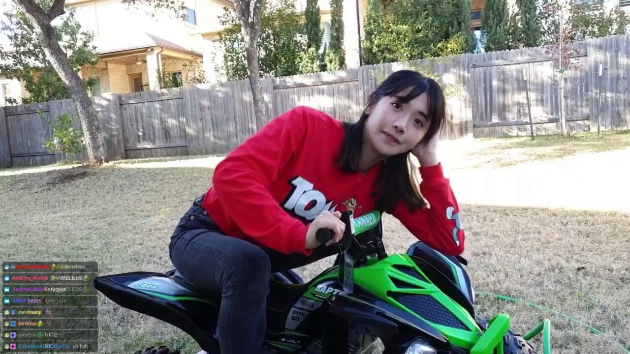 Jinny tries to be shameless