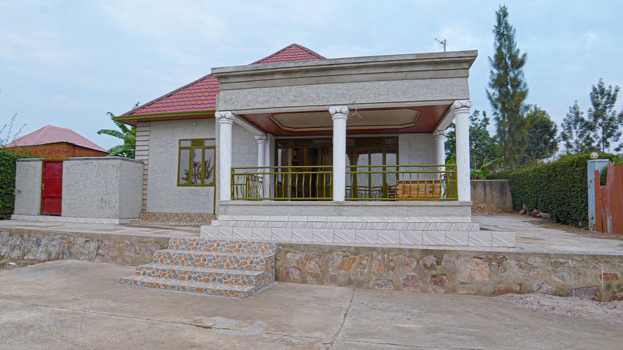 BUGESERA : Reba #inzu  Nziza iri mu Kibanza Kinini igurishwa